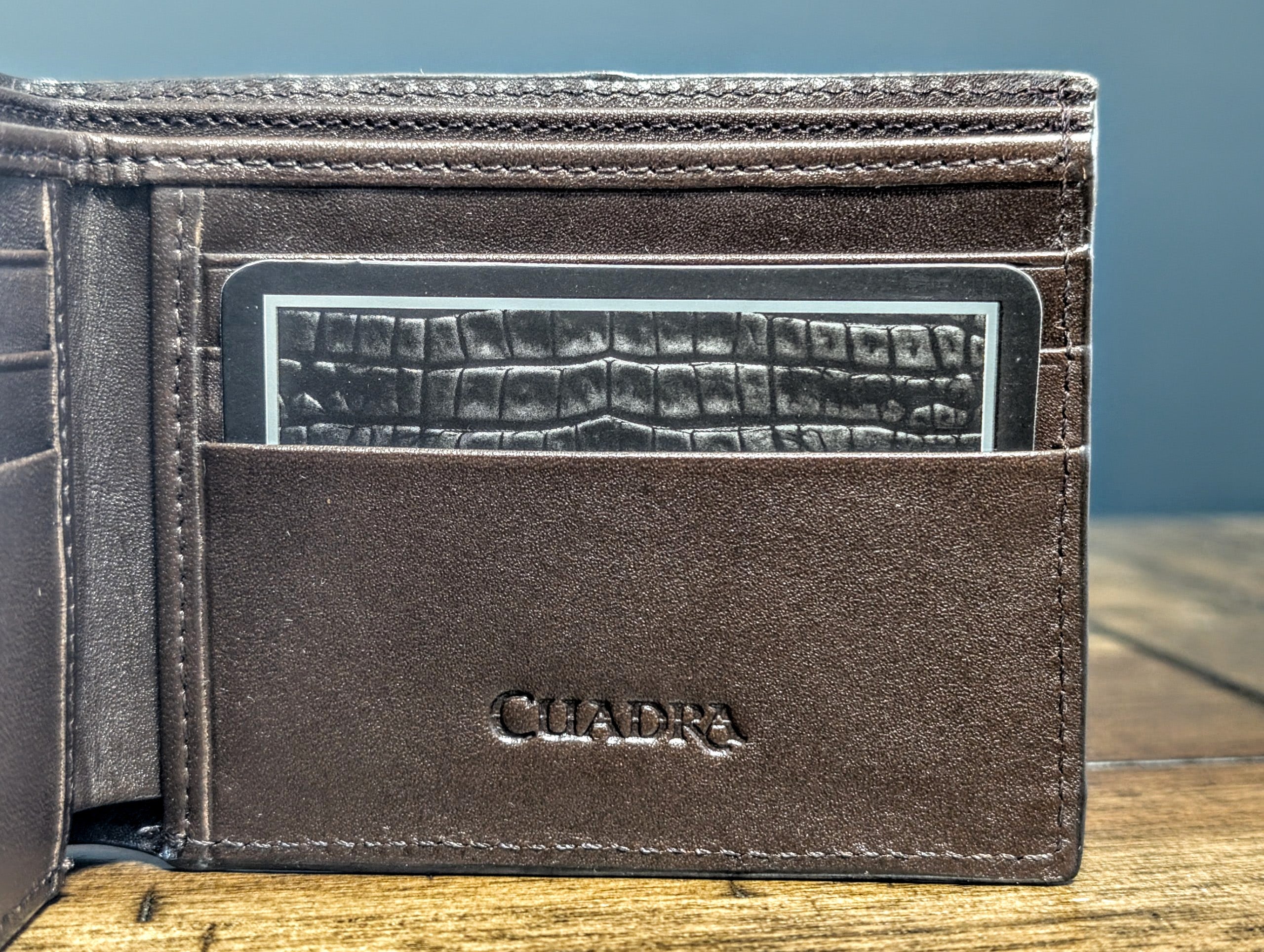 Cartera de Hombre en Piel de Lagarto Color Chocolate