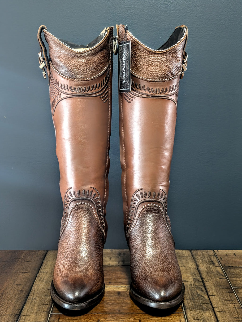 Bota Color Chocolate en punta redonda