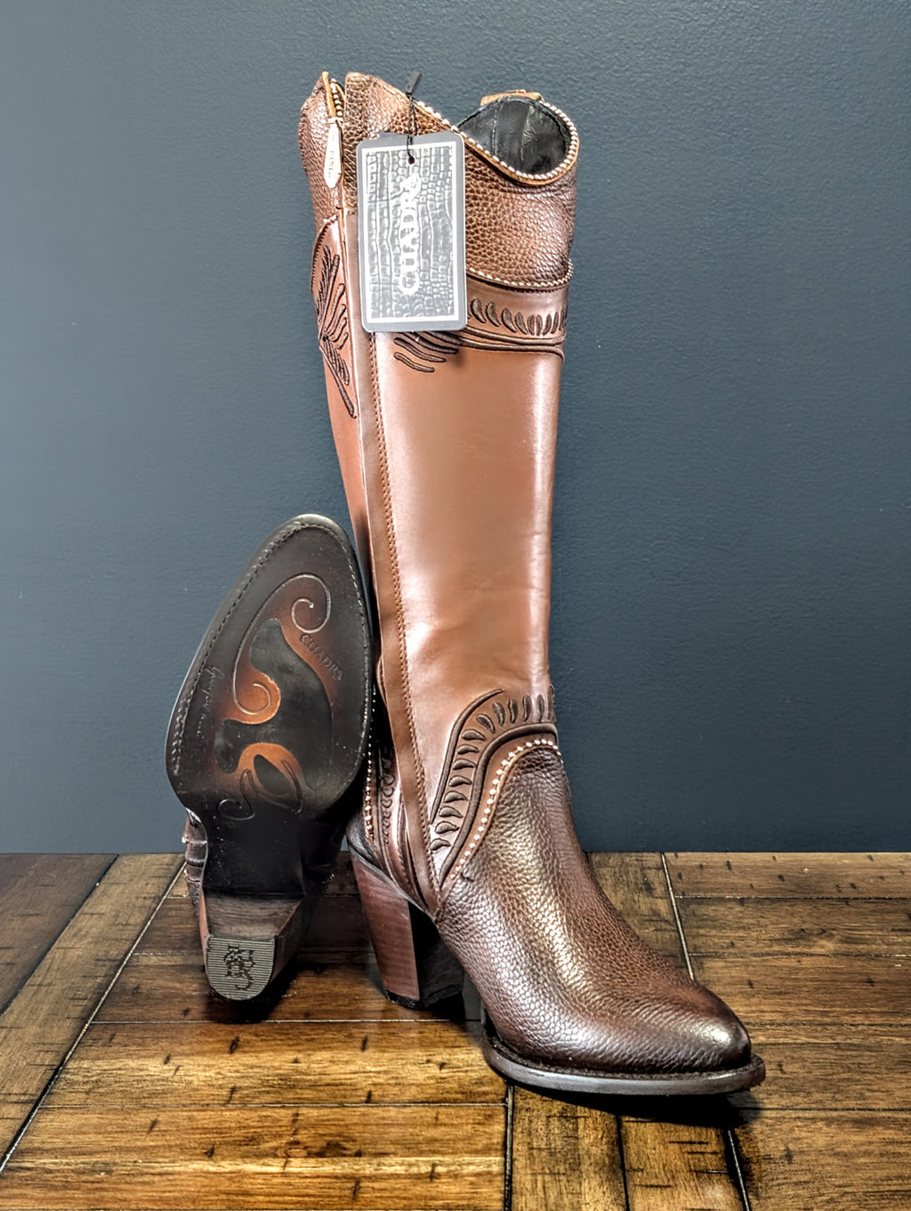 Bota Color Chocolate en punta redonda