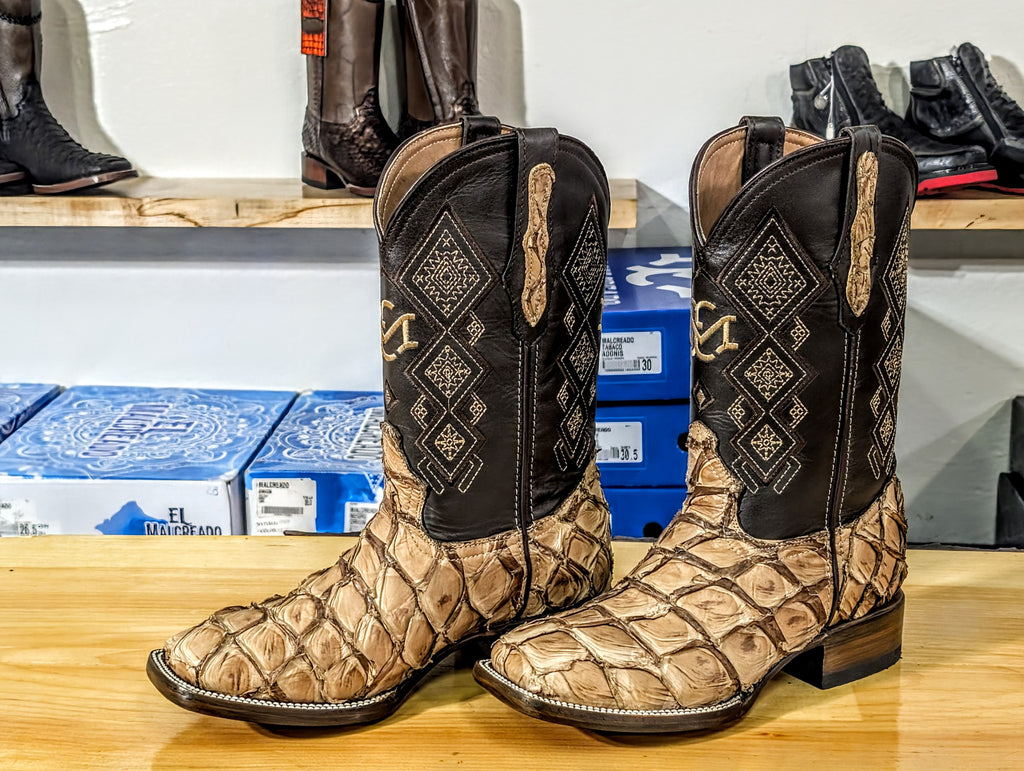 El Malcreado Botas en Pescado Color Tabaco