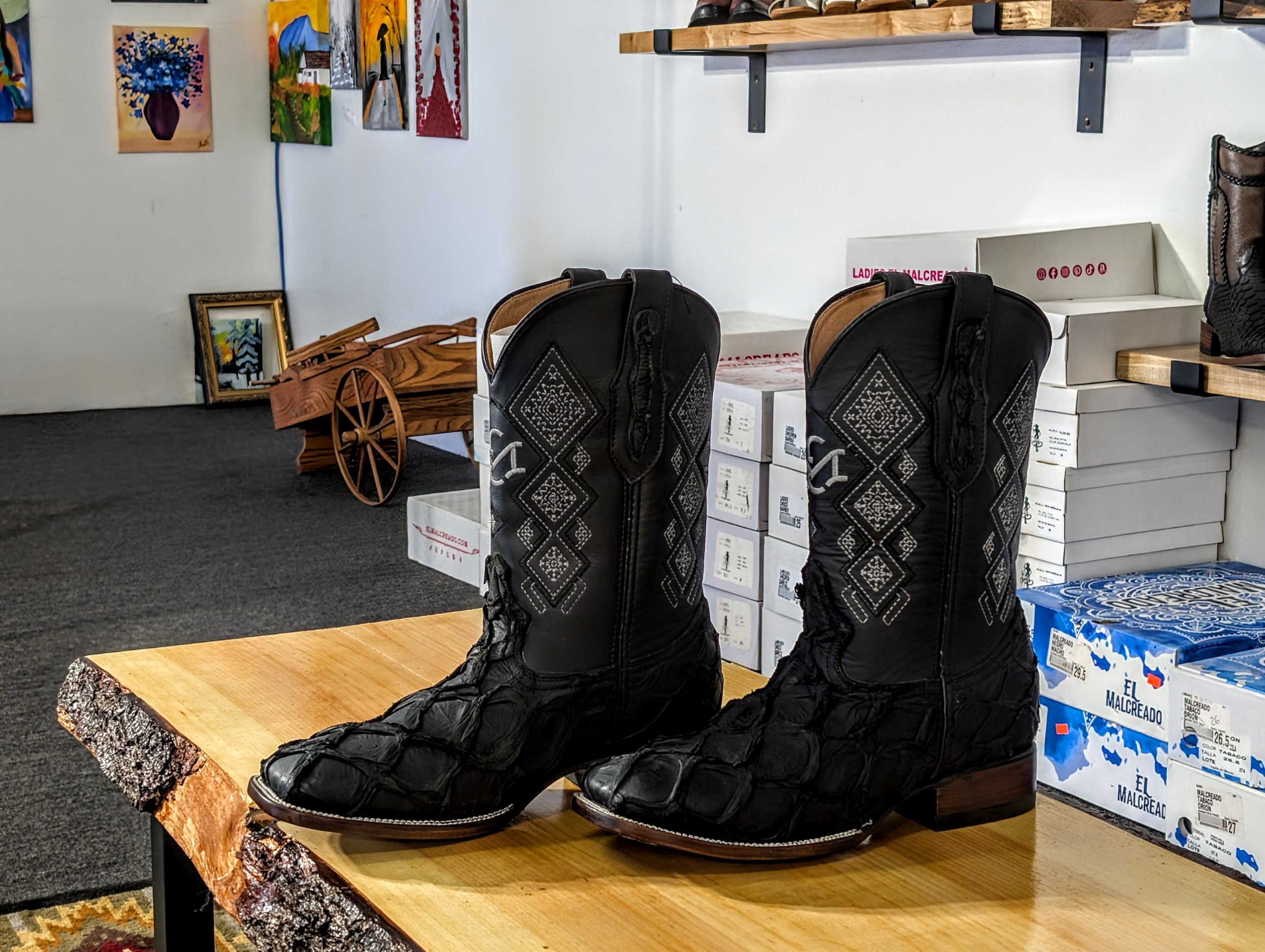 El Malcreado Botas de Pescado Color Negro