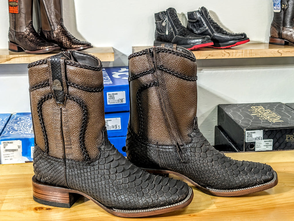 El Malcreado Mauro Color Tabaco