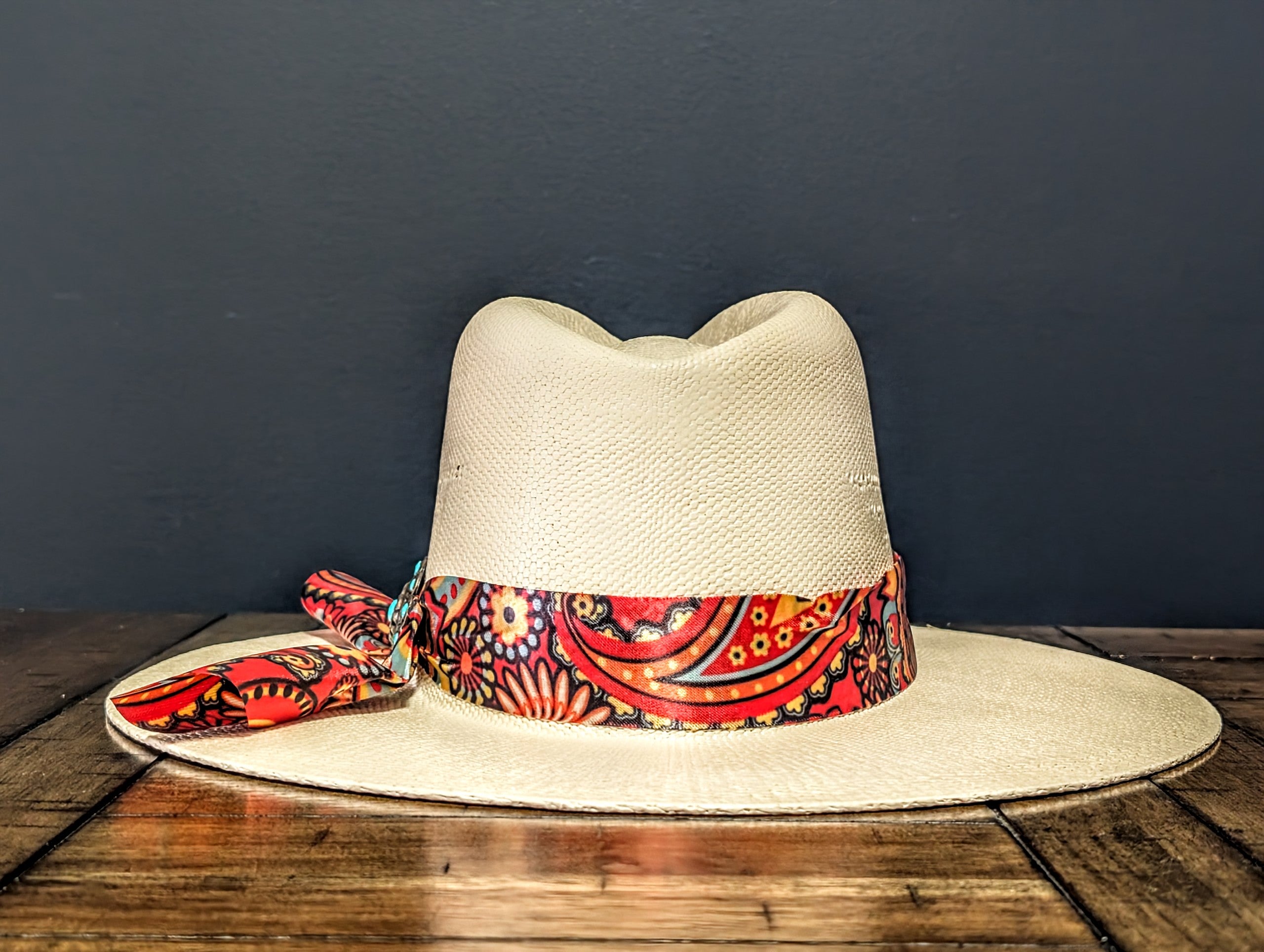 Explorar Natural Stone Taiwan