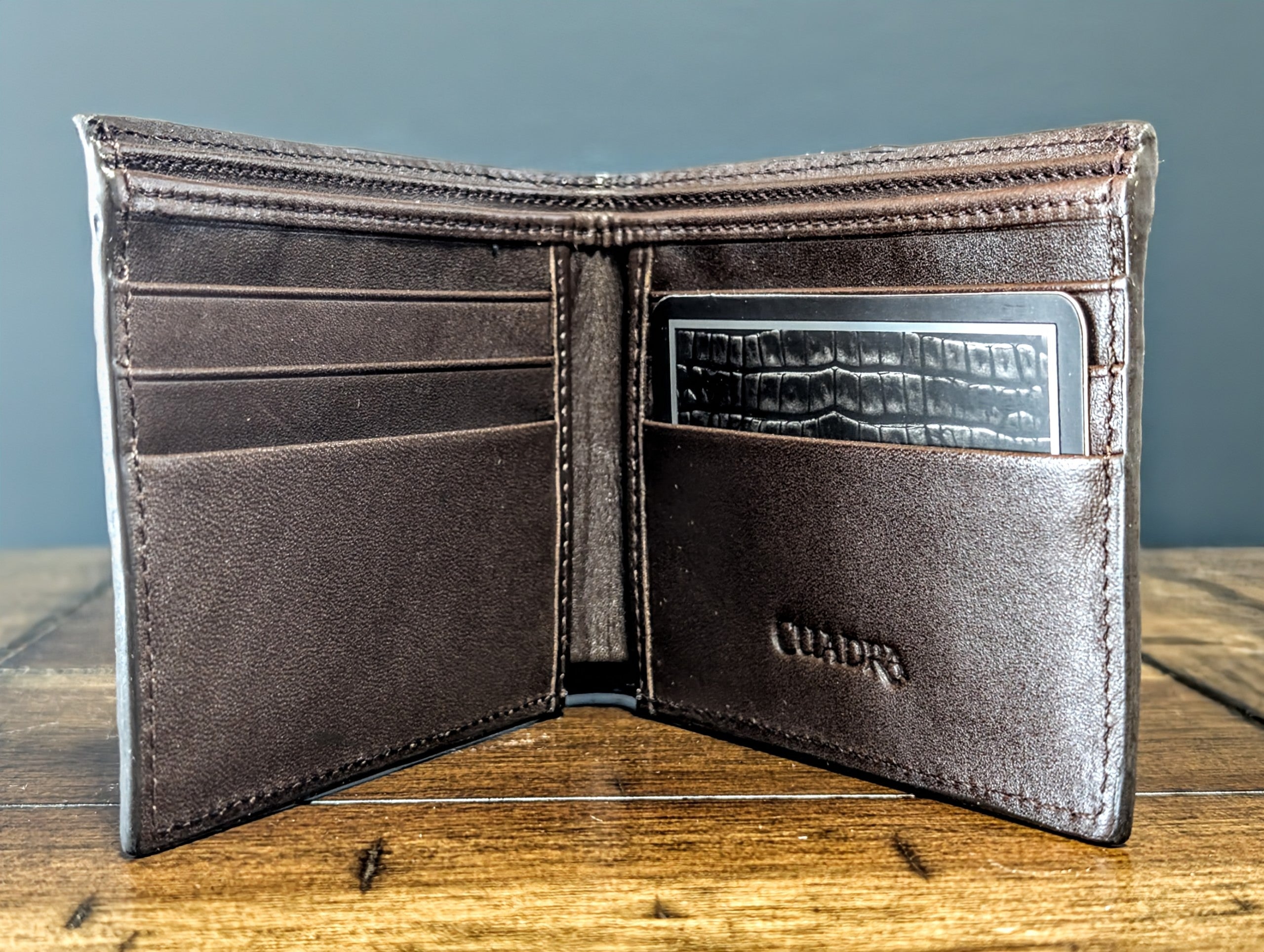 Cartera de Hombre en Piel de Lagarto Color Chocolate