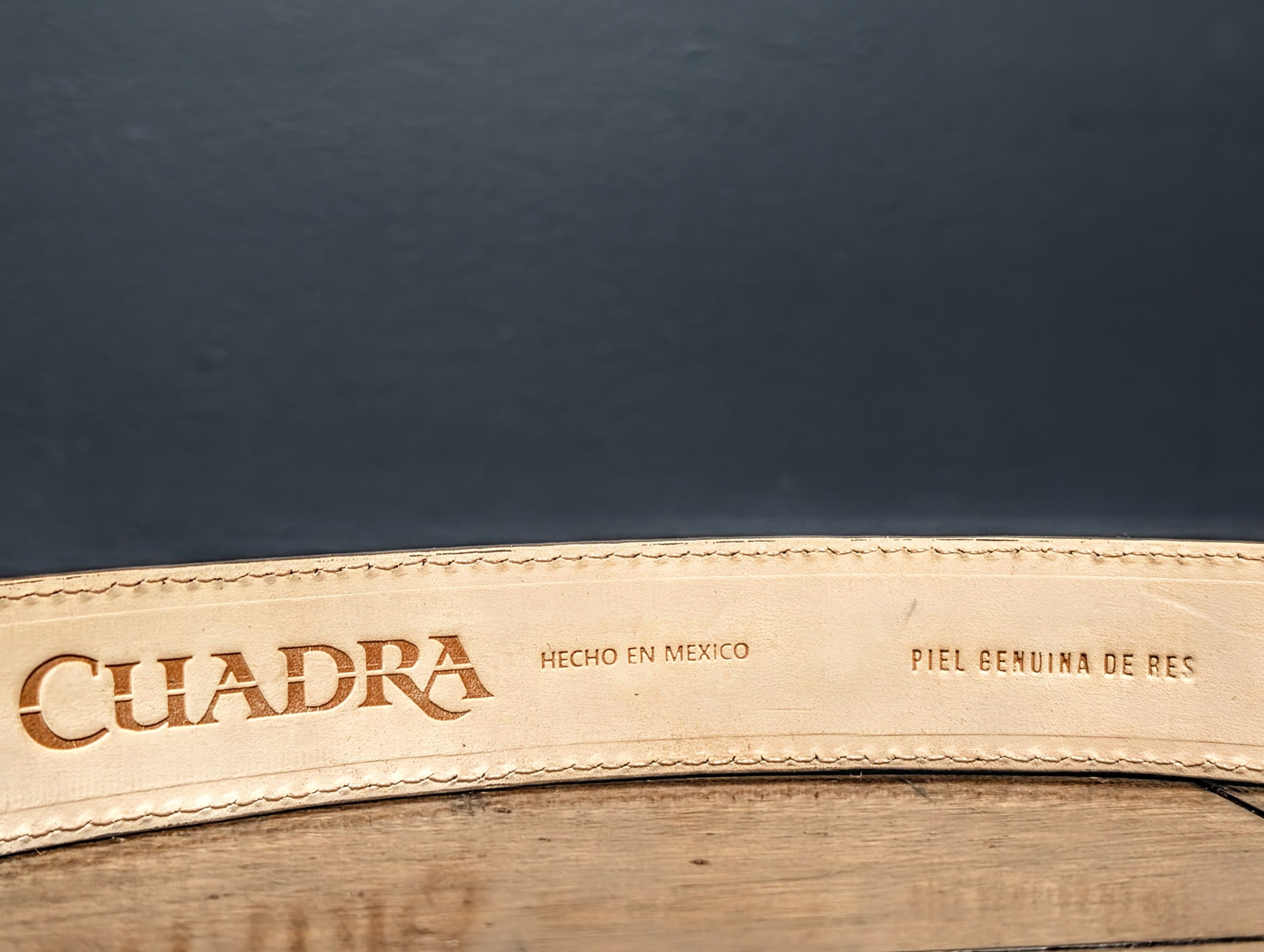 Cinturón de Dama Cuadra en piel Bovina